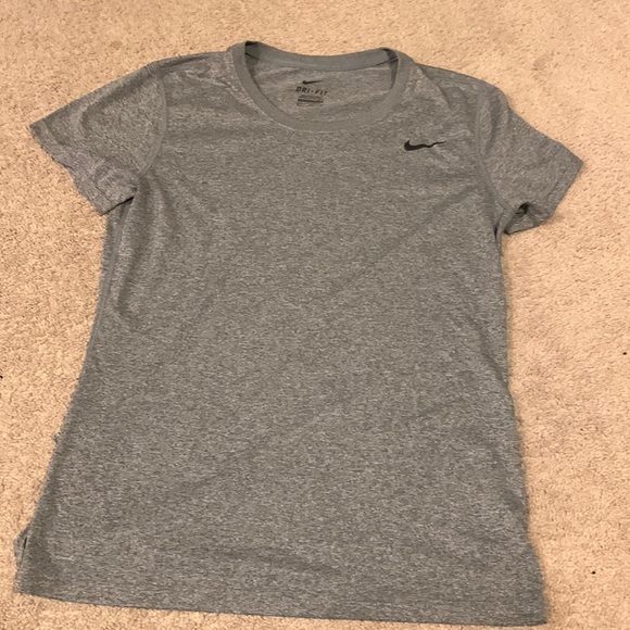 Nike Tops - Nike Women’s Dri Fit Shirt